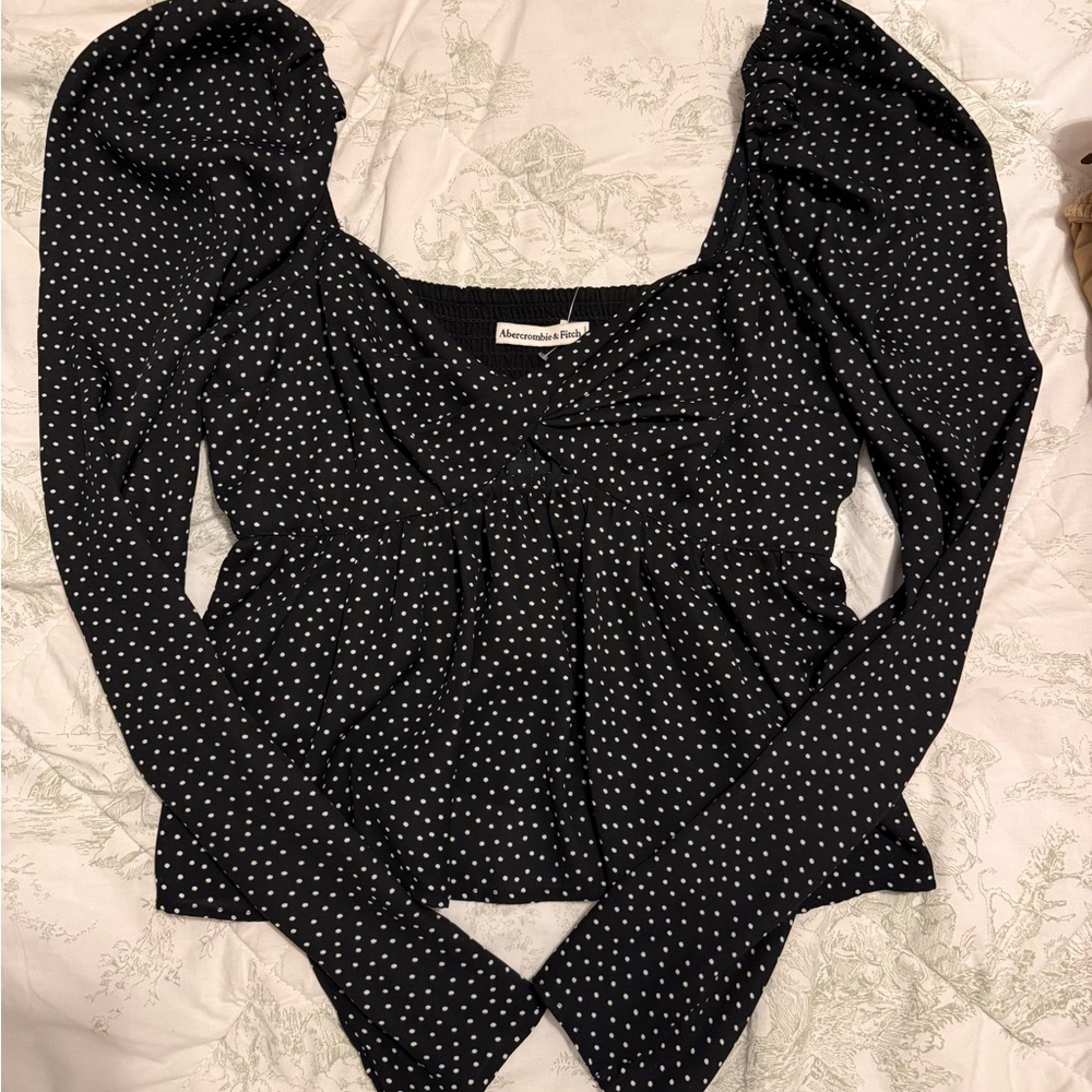 Abercrombie & Fitch Black Long-Sleeve Polka Dot Sweetheart Top
